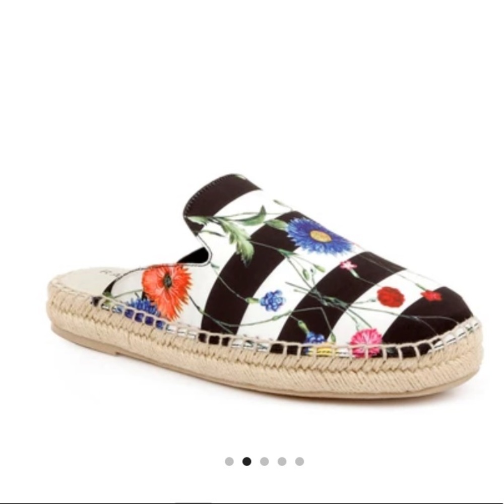 ‘NWOT Rampage Flowers and Striped Espadrille Slides Size 7.5